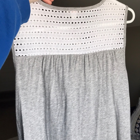 GAP flowy tank top - Picture 3 of 4